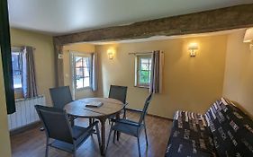 Spacious Quiet House 6 Km From Honfleur
